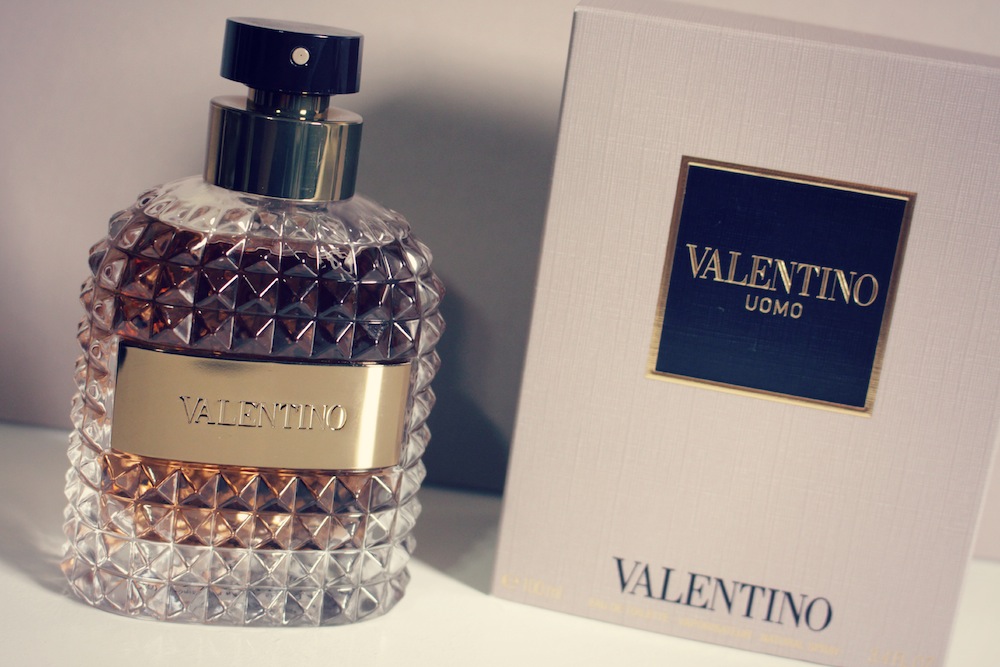 review perfume masculino valentino uomo.jpg