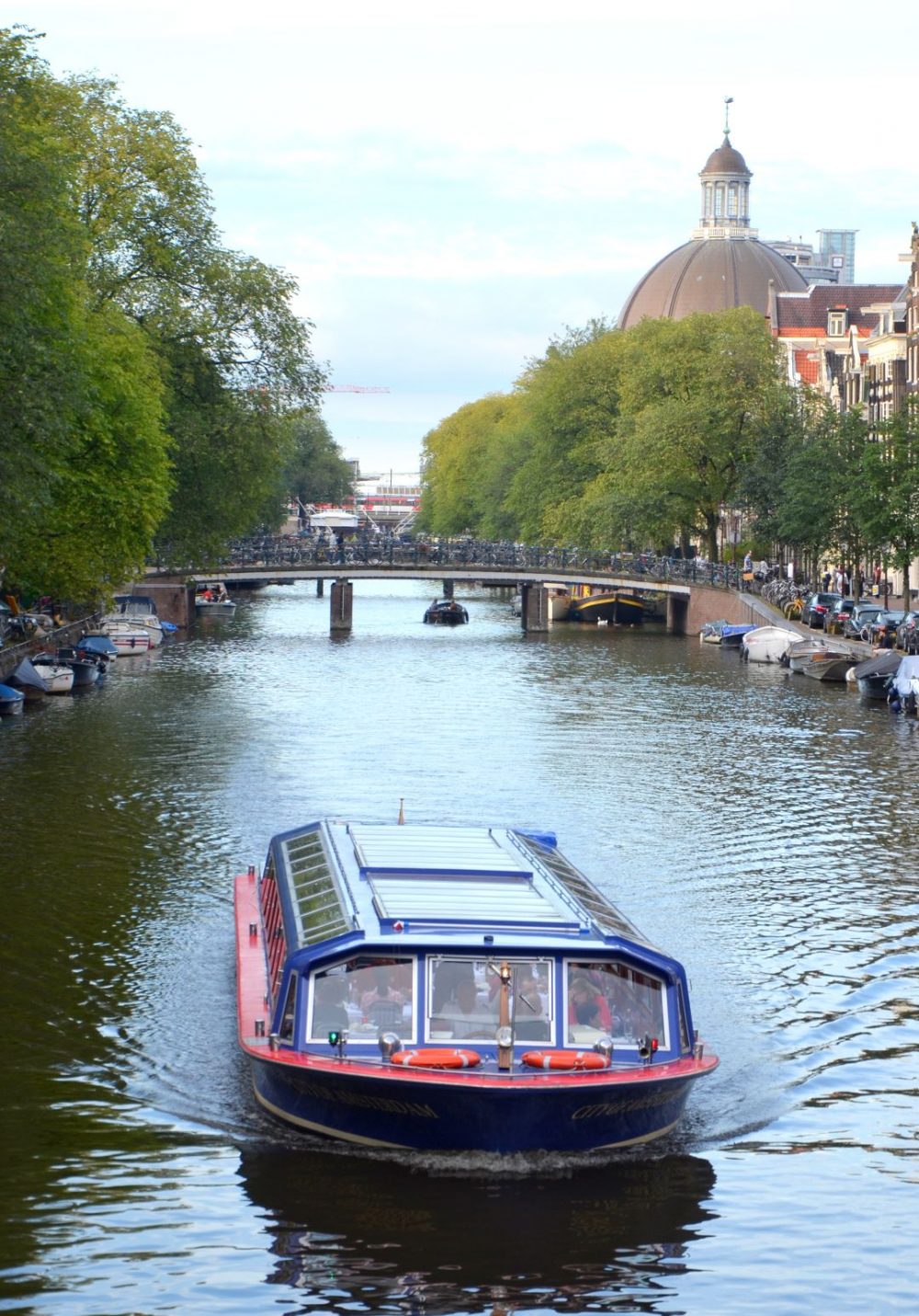 amsterdam-cruise-boat