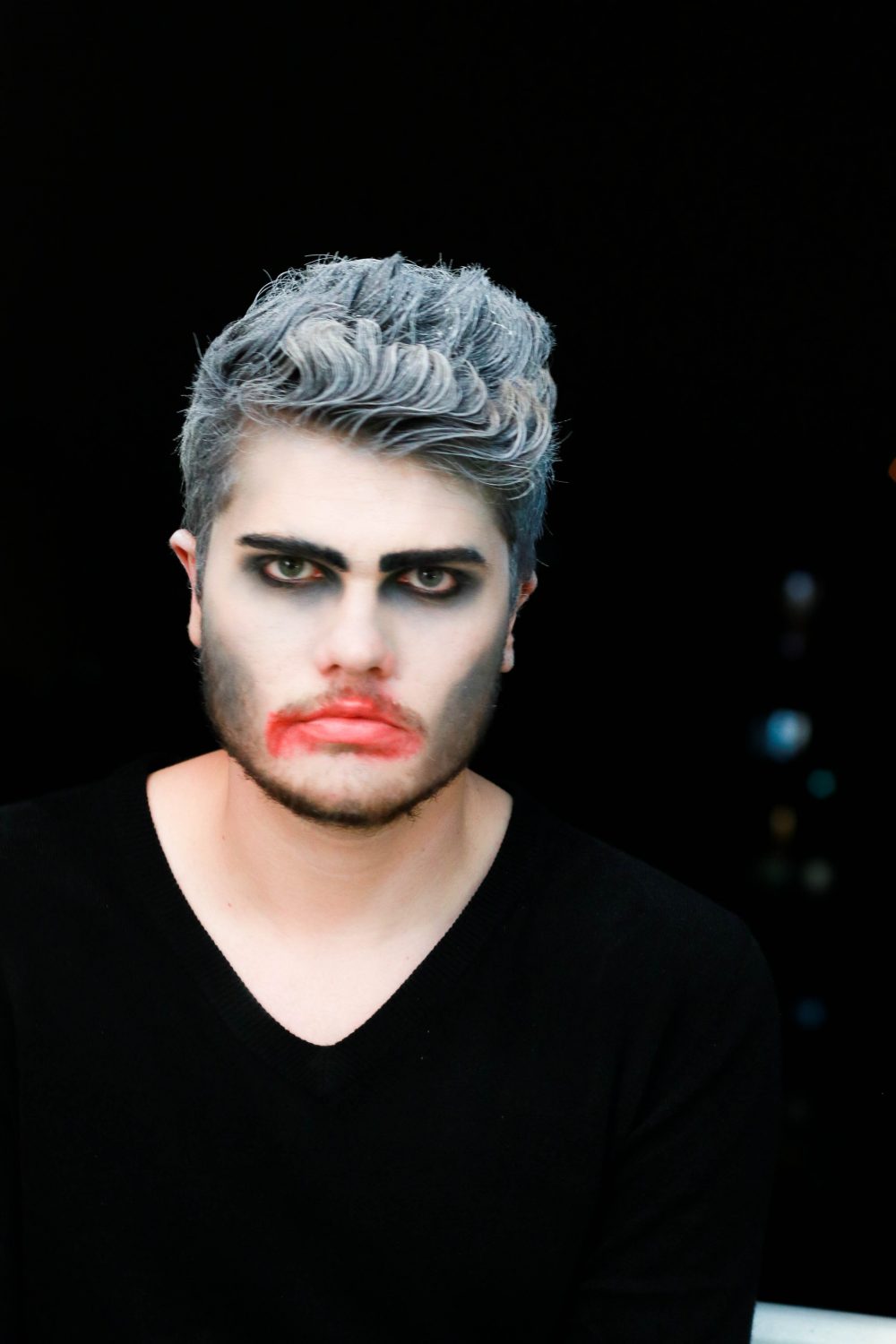 Dicas de maquiagem para vampiros masculinos - Halloween Makeup Techniques